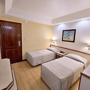 Habitación Superior con 2 Camas Individuales